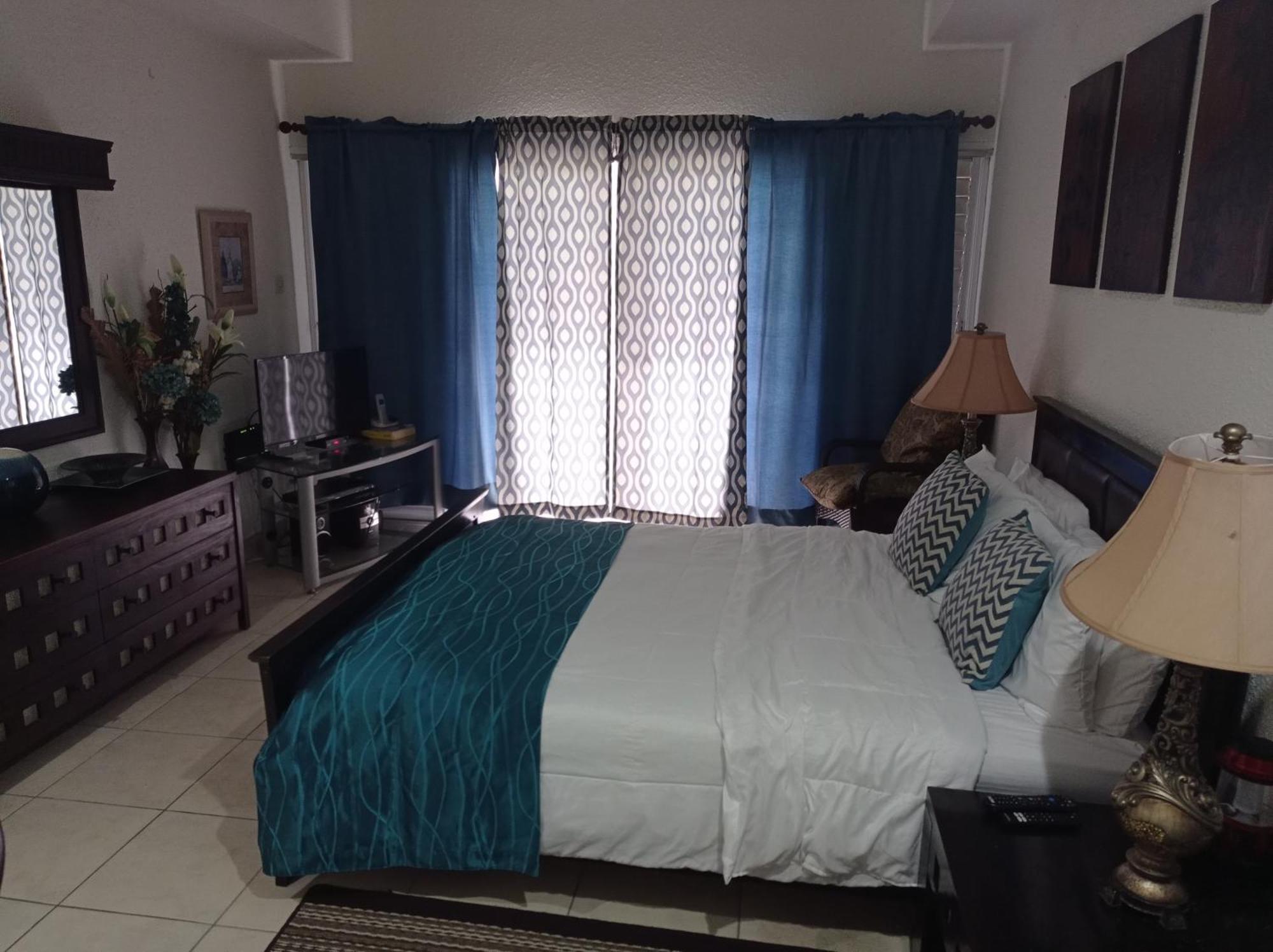 126 Friendship, Rockley Golf Club Apartment Bridgetown Ngoại thất bức ảnh